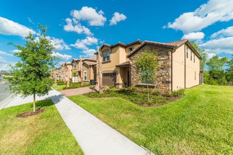 Your Beautiful 5 Star Villa Minutes from Disney on the Prestigious Orlando, Villa Orlando 1835
