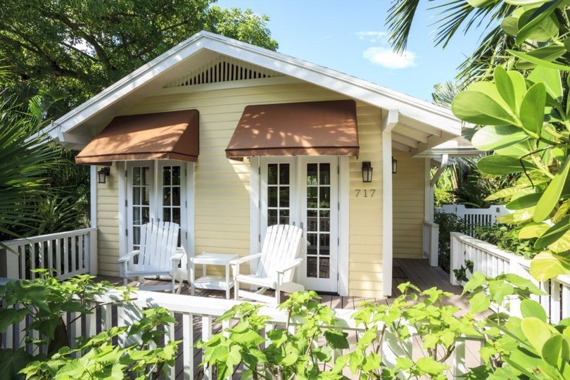 Beautiful Villa with Lagoon Style Pool in West Palm Beach , West Palm Beach Villa 1183