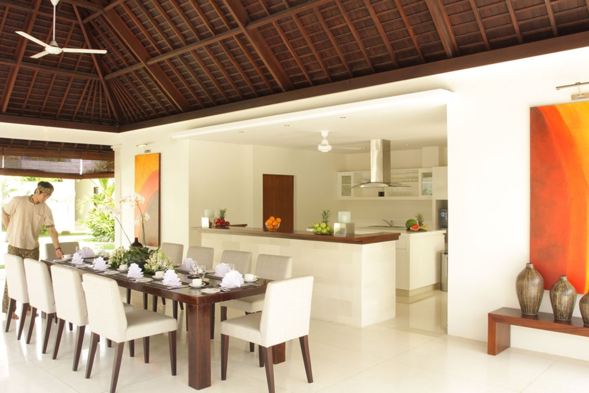 Escape to Your Dream Villa in Canggu’s Exclusive Oasis 1000