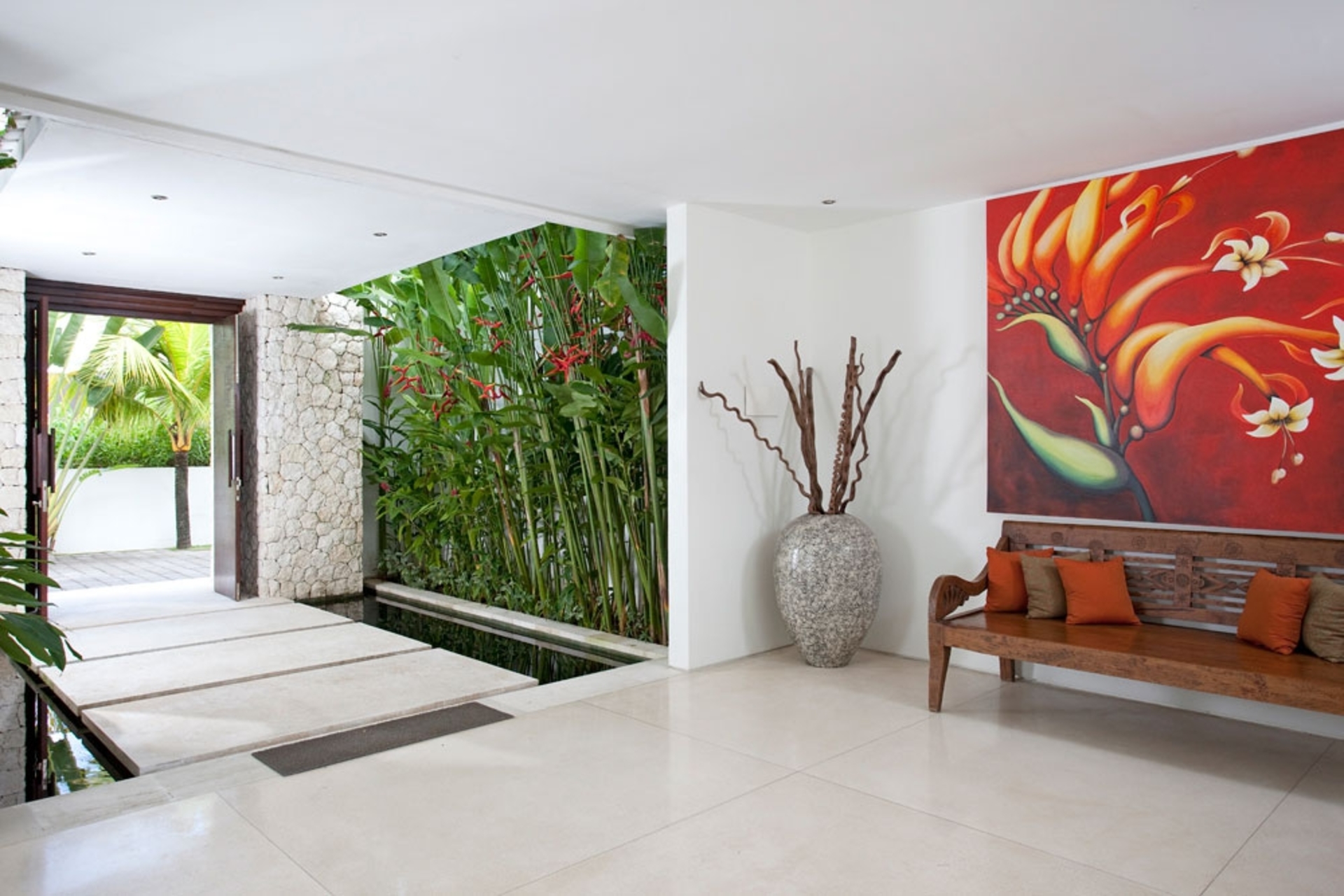 Escape to Your Dream Villa in Canggu’s Exclusive Oasis 1000