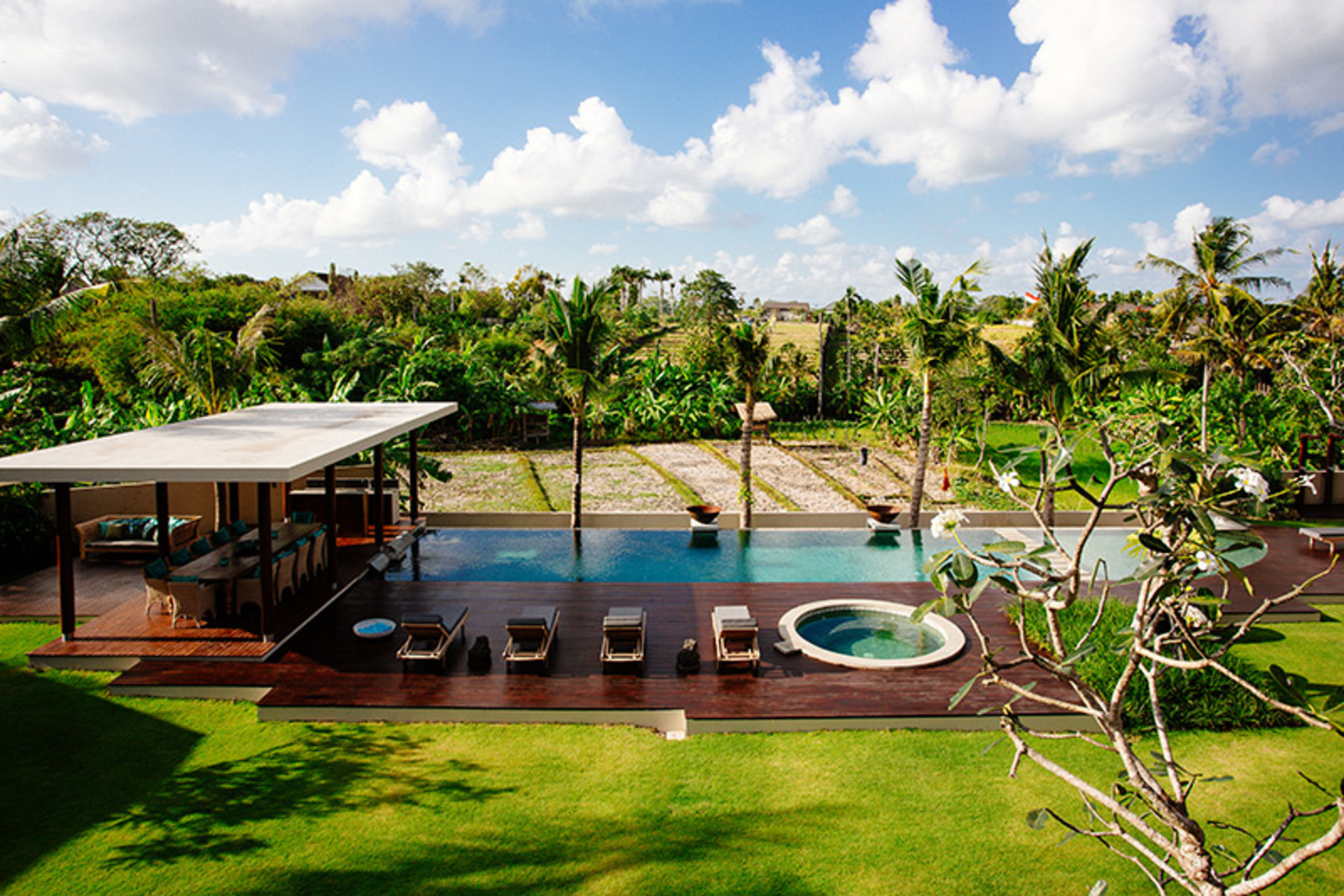 Bali Villa 1009 – 5-Star Escape Near Beach & Rice Fields