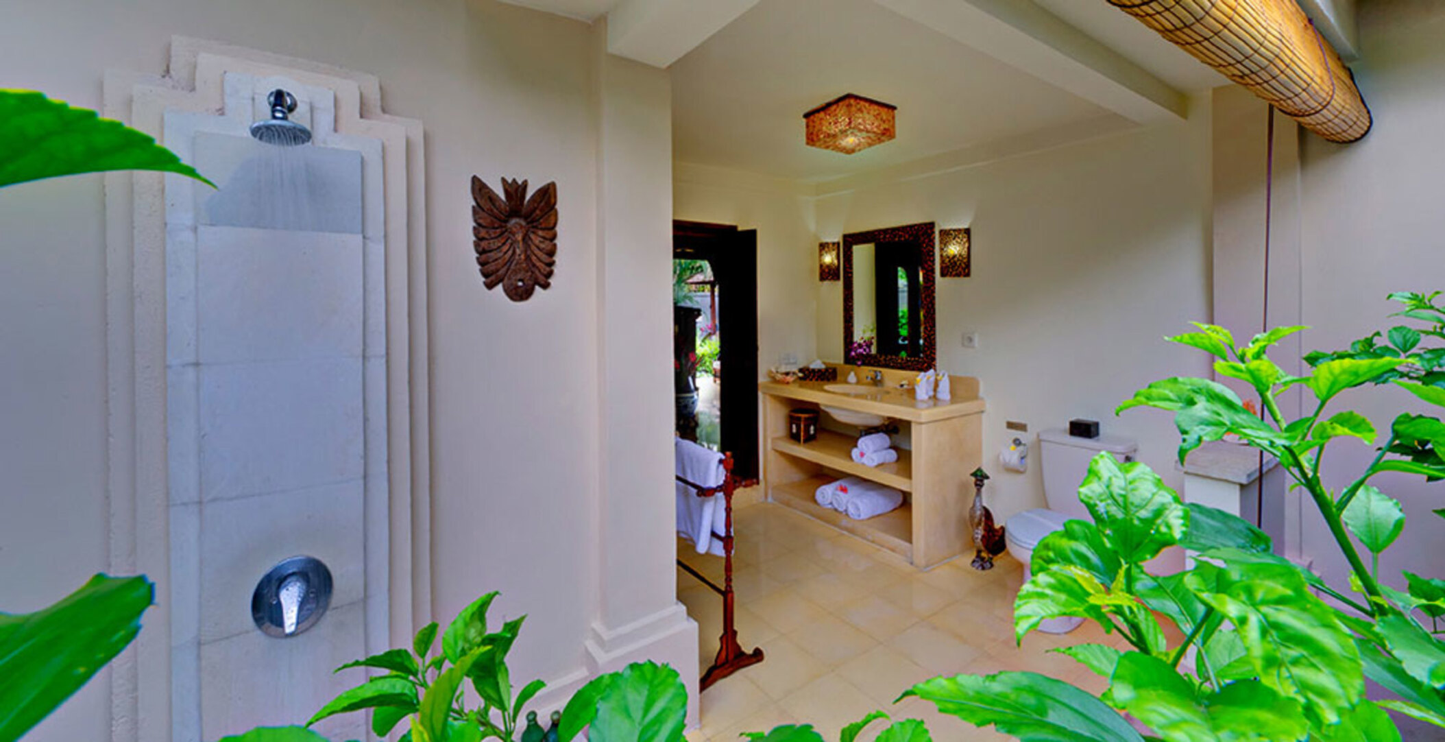 Exquisite 5-Star Luxury Retreat – Discover Bali Villa 1015