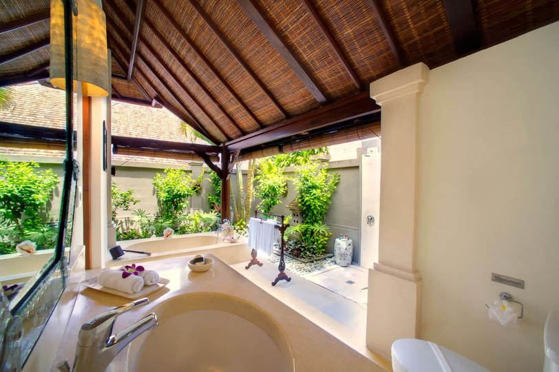 Exquisite 5-Star Luxury Retreat – Discover Bali Villa 1015