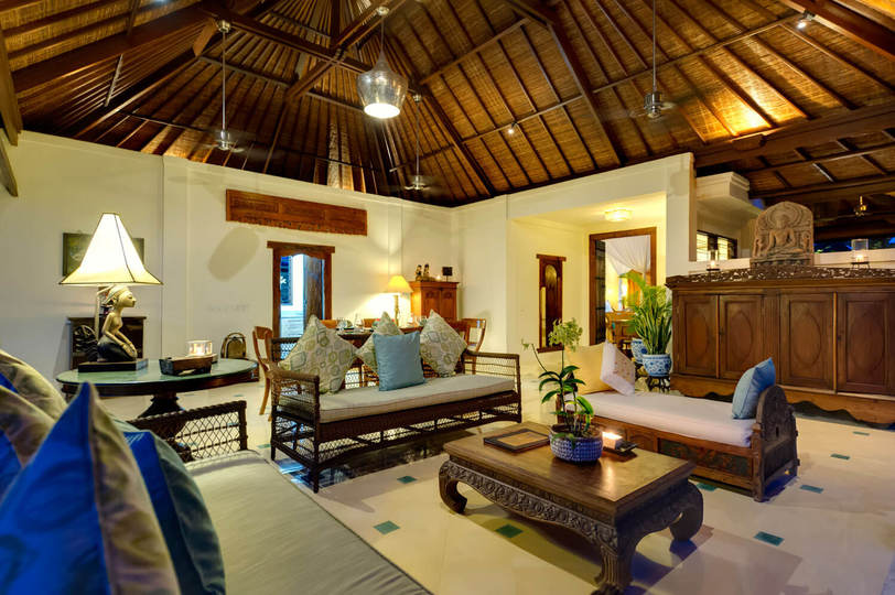 Exquisite 5-Star Luxury Retreat – Discover Bali Villa 1015