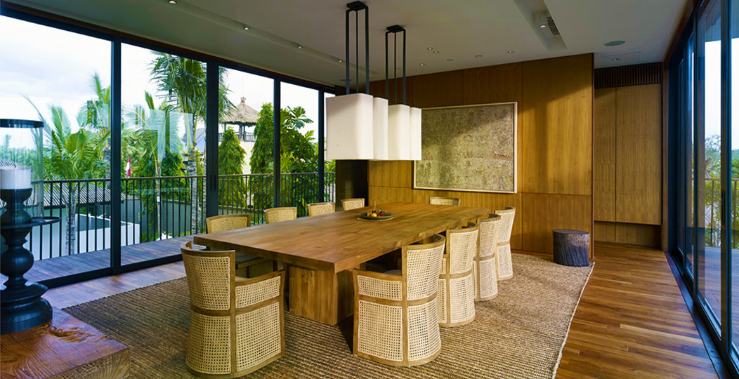 Oceanfront Luxury Escape – Bali Villa 1021
