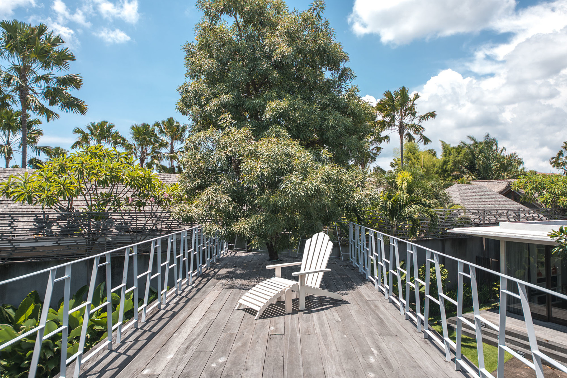 Sanctuary of Green and Glamour – Bali Villa 1024