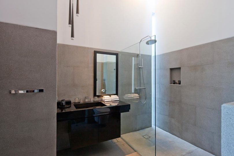 Sanctuary of Green and Glamour – Bali Villa 1024