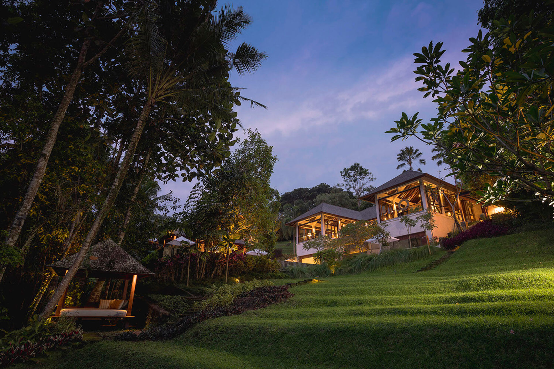 5 Star Villa in Bali, Minutes from the Beach, Bali Villa 1026