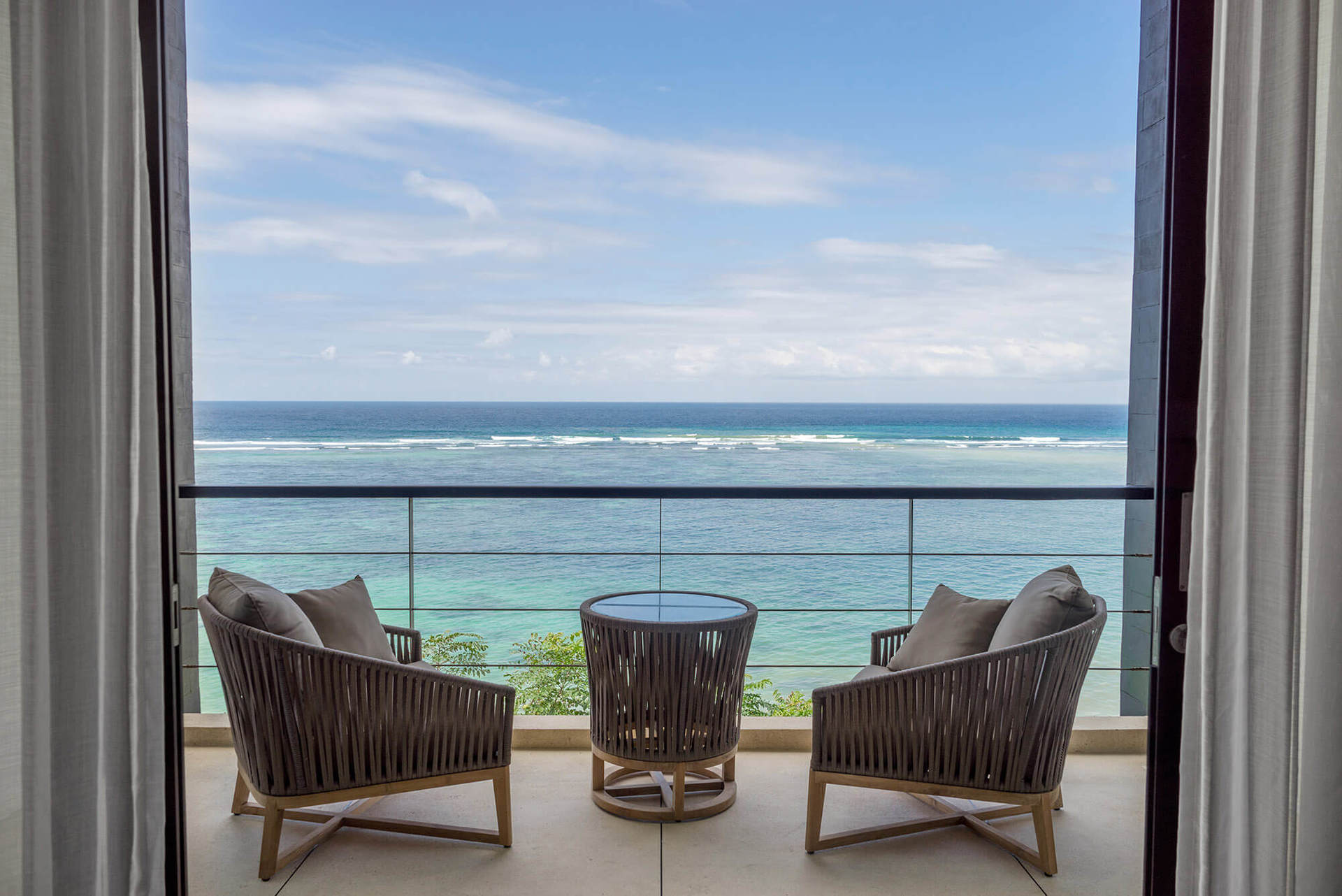Ultimate 5-Star Hideaway with Ocean Views – Bali Villa 1027