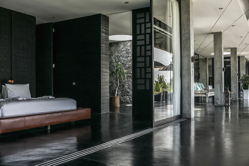 Luxury Villa Escape with Exceptional Staff – 1028