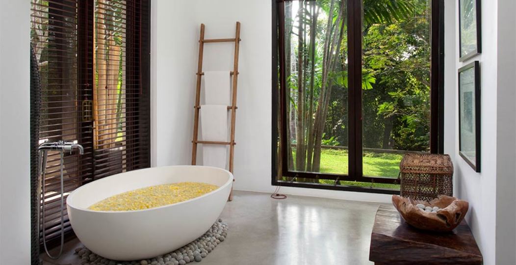 Luxury 5-Star Villa Steps from Echo Beach, Bali 1040