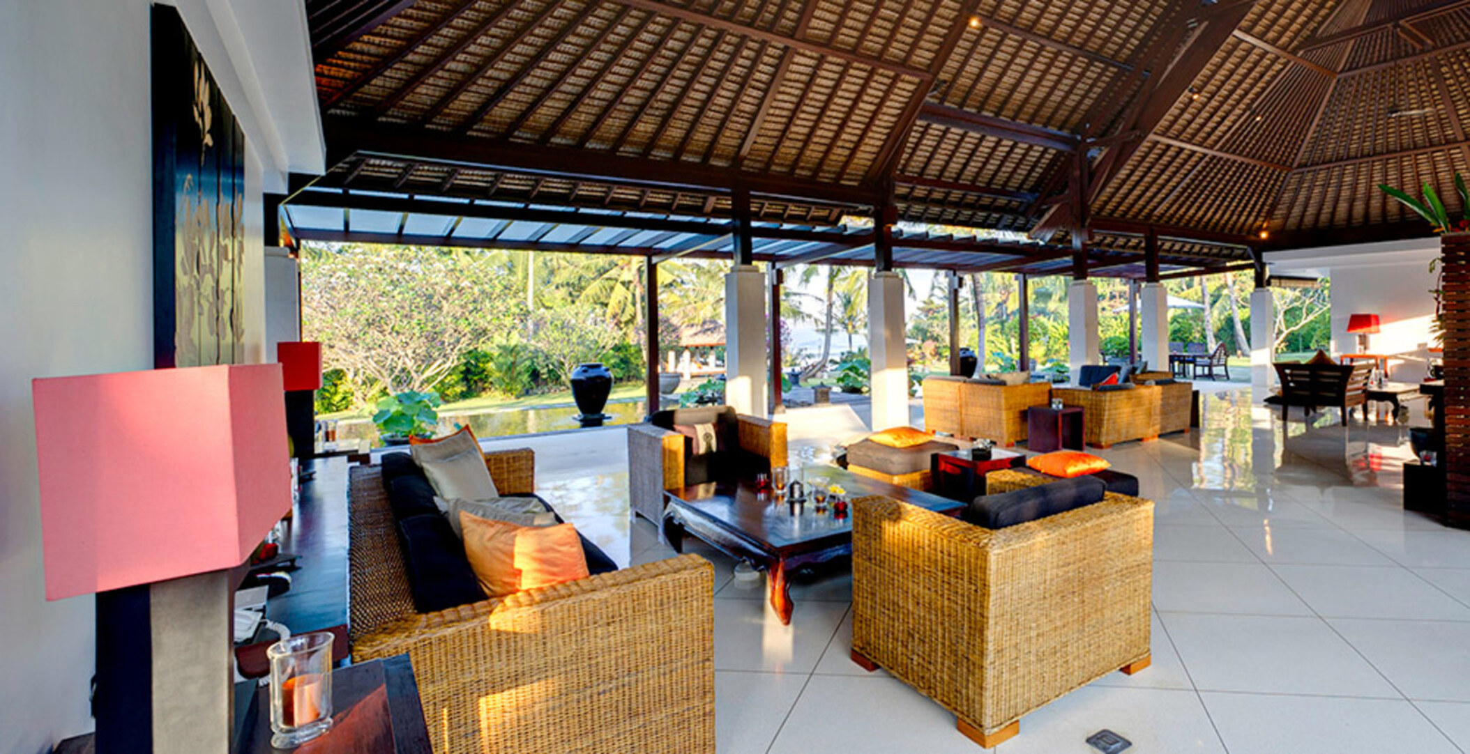 Private Beachside Escape with Lush Grounds – Bali Villa 1044