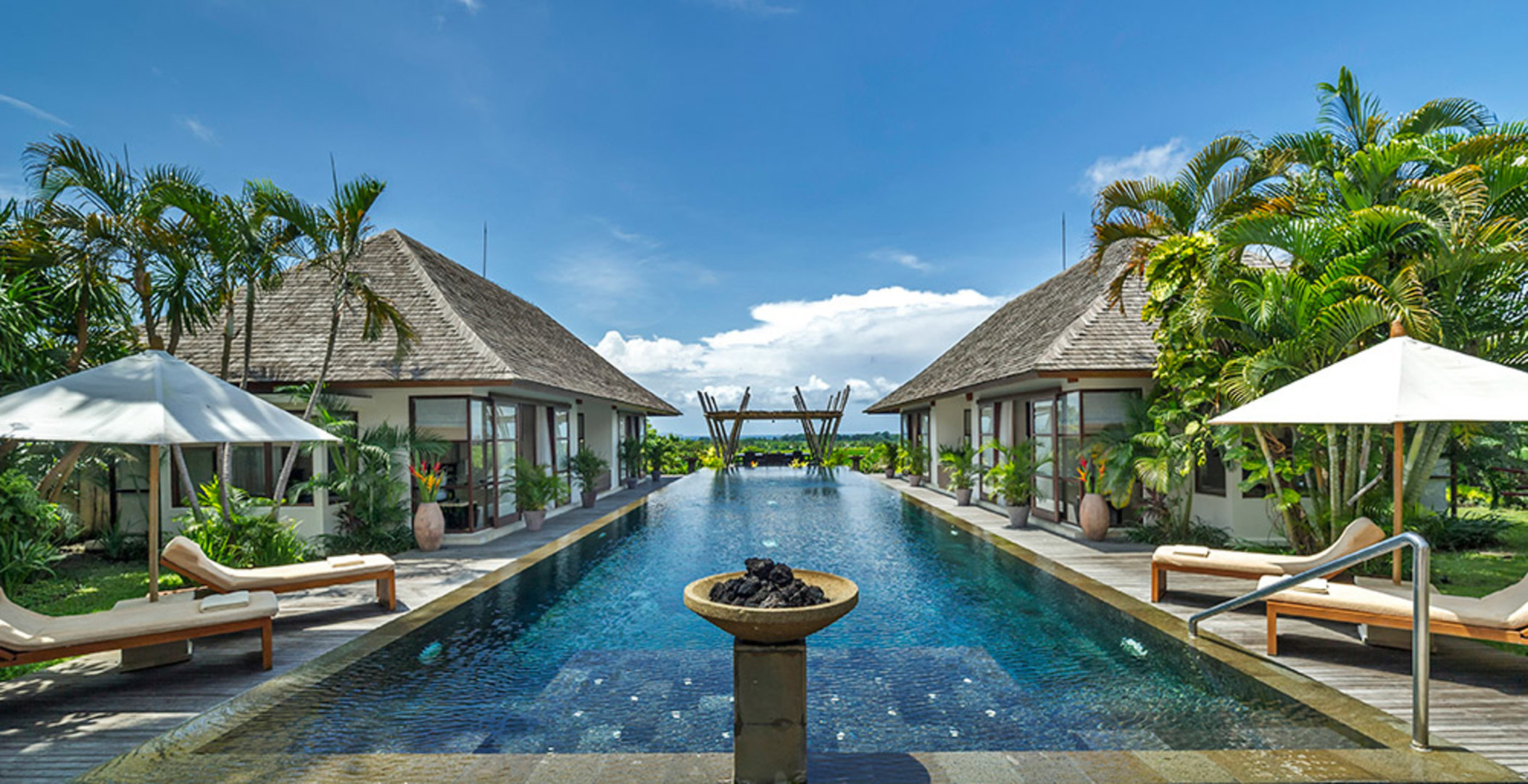 Elegance in Every Sunset – Bali Villa 1047