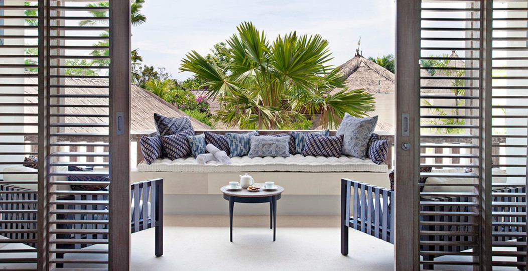 Serenity by the Shoreline – Bali Villa 1048