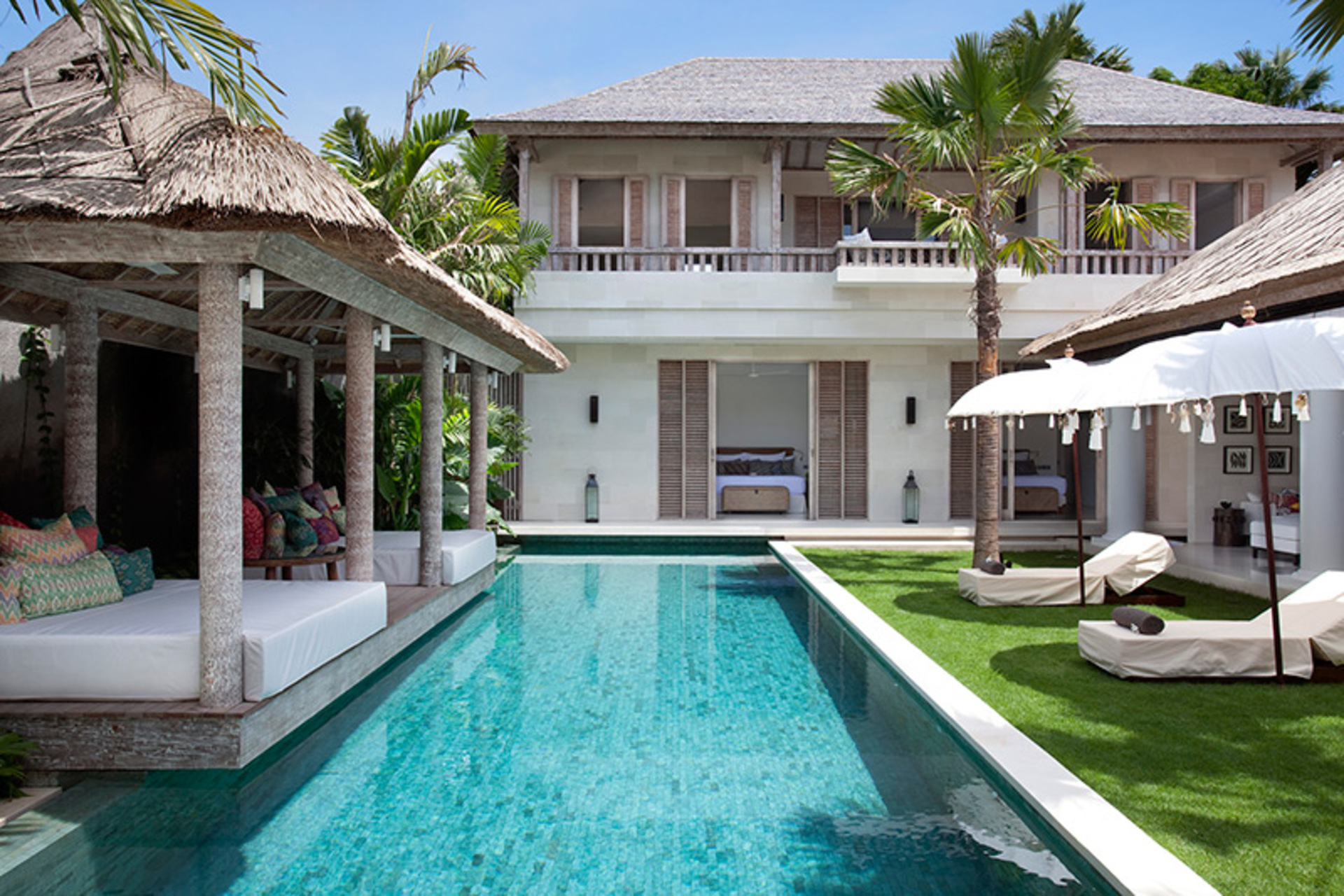 Serenity by the Shoreline – Bali Villa 1048