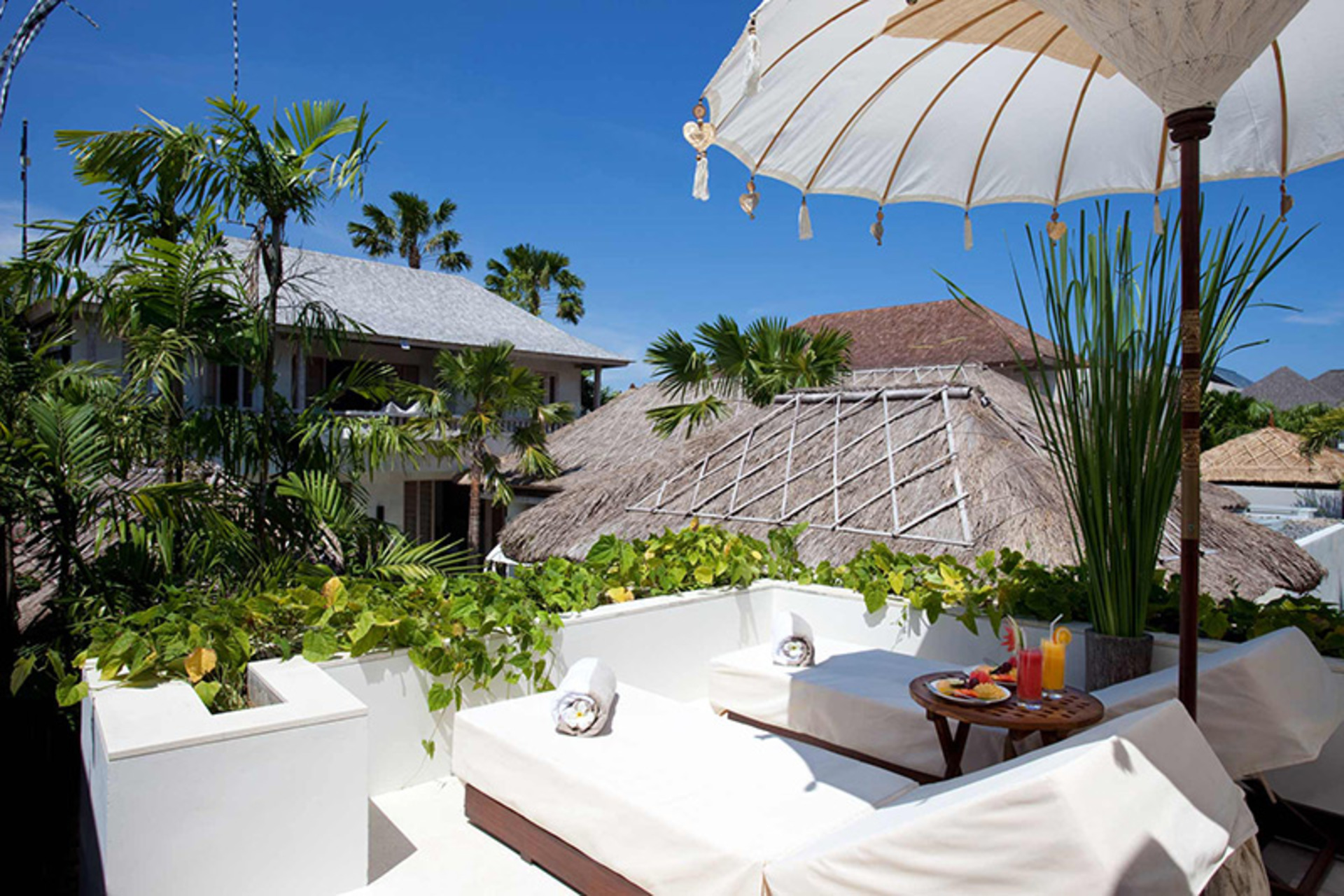Serenity by the Shoreline – Bali Villa 1048