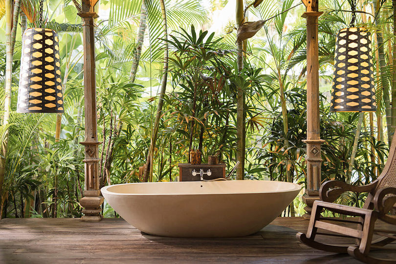 Seaside Luxury with Cultural Charm – Bali Villa 1054