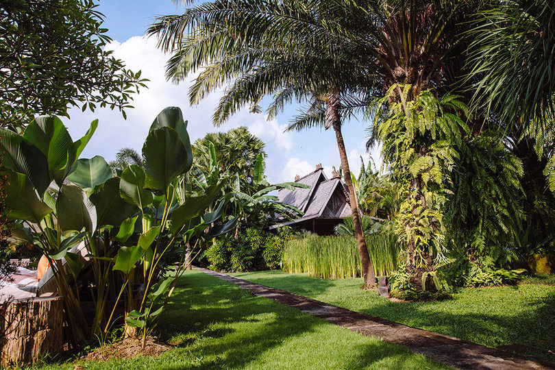 Seaside Luxury with Cultural Charm – Bali Villa 1054