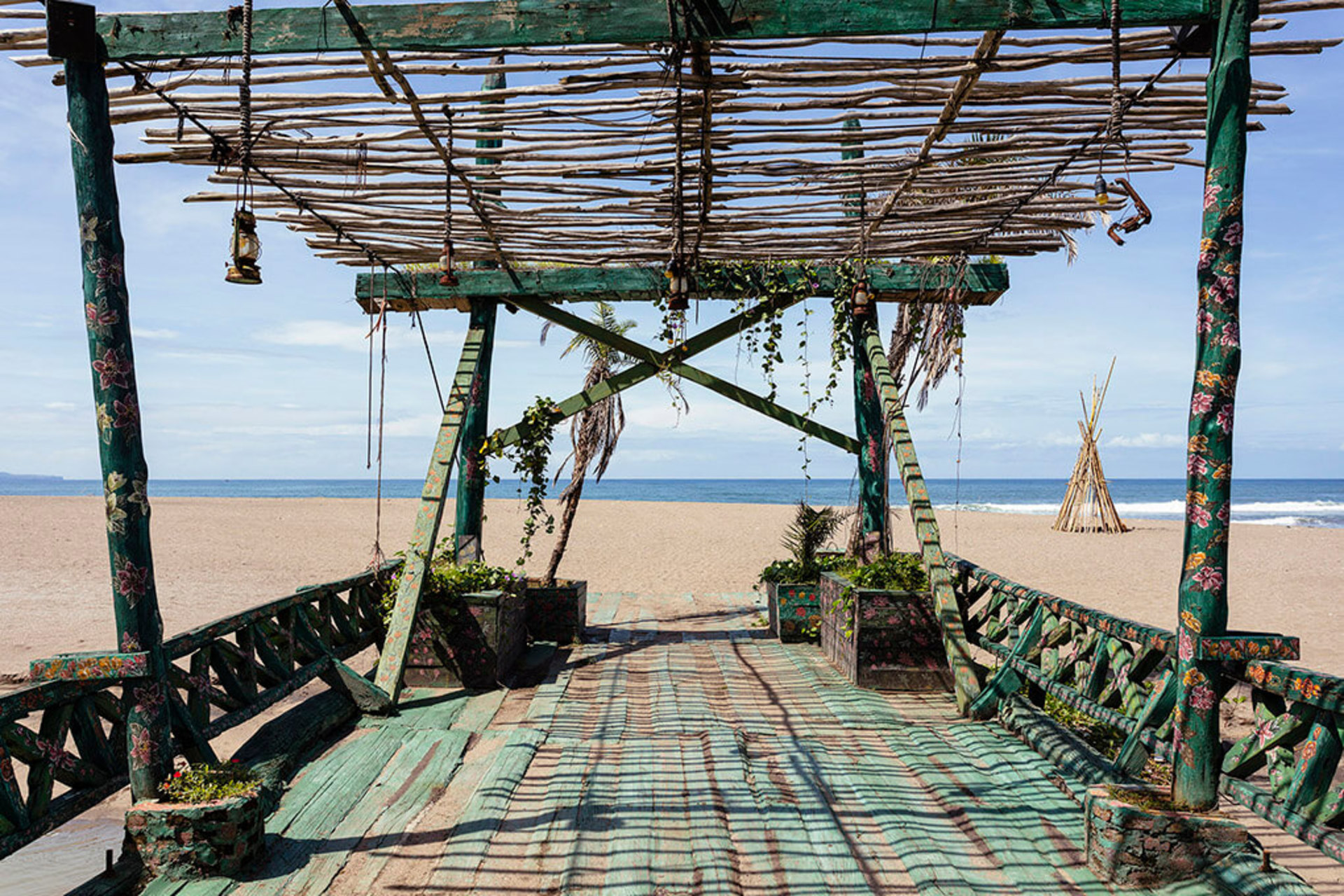 Seaside Luxury with Cultural Charm – Bali Villa 1054