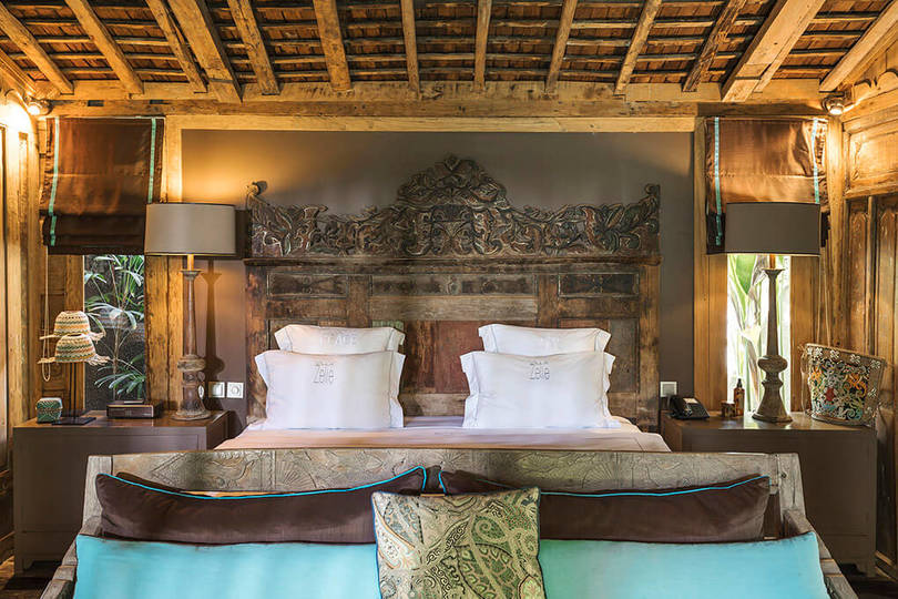 Seaside Luxury with Cultural Charm – Bali Villa 1054