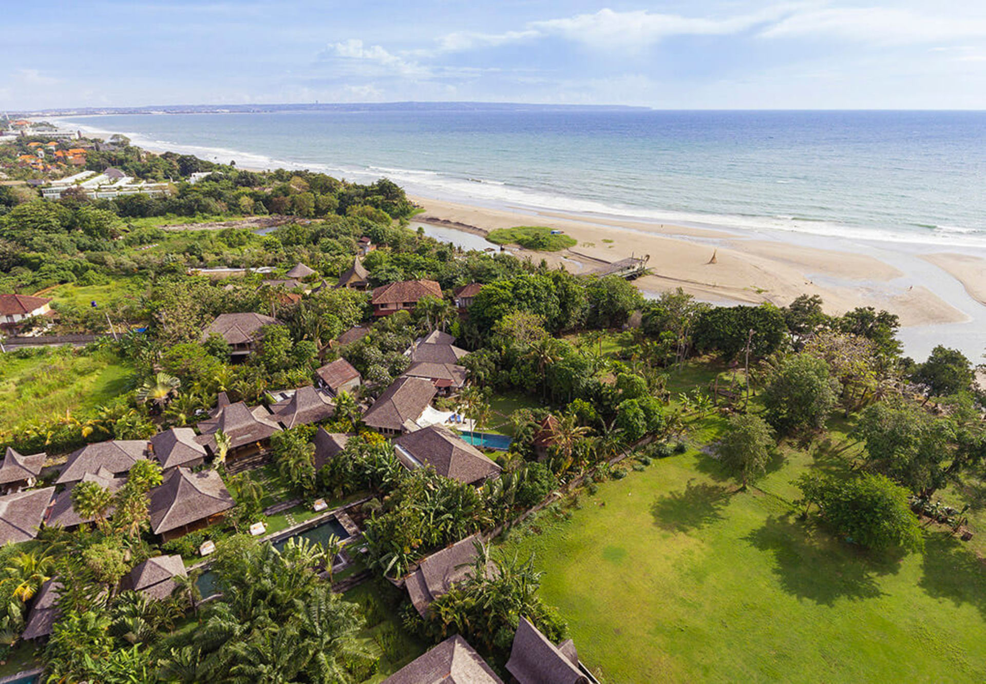 Seaside Luxury with Cultural Charm – Bali Villa 1054