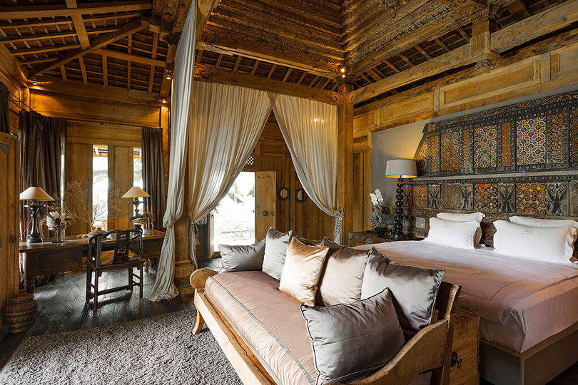 Seaside Luxury with Cultural Charm – Bali Villa 1054