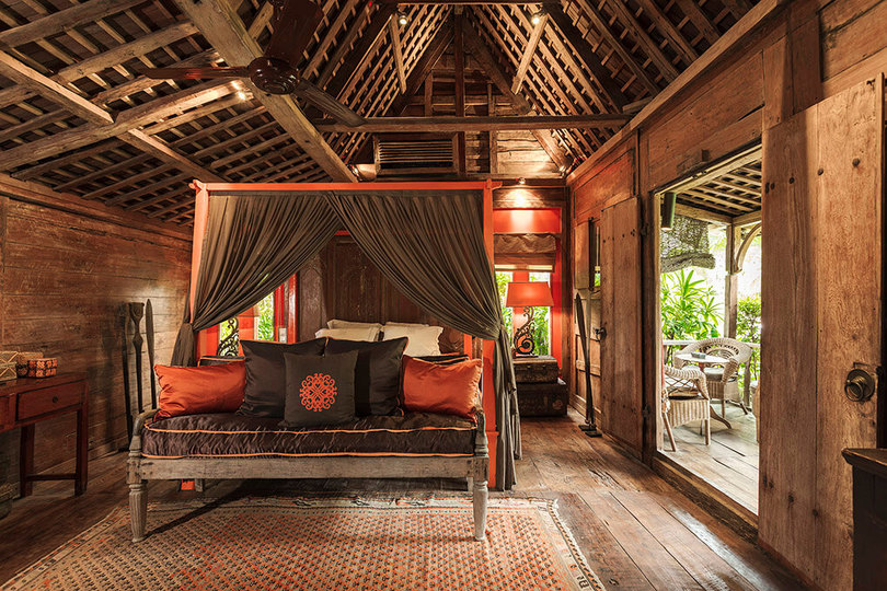 Seaside Luxury with Cultural Charm – Bali Villa 1054