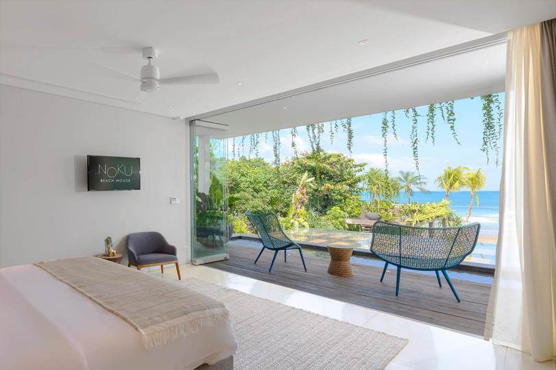 Glamorous Beachside Escape in Seminyak, Bali Villa 1055