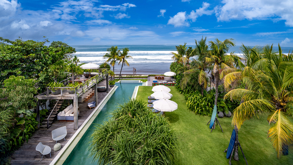 Glamorous Beachside Escape in Seminyak, Bali Villa 1055