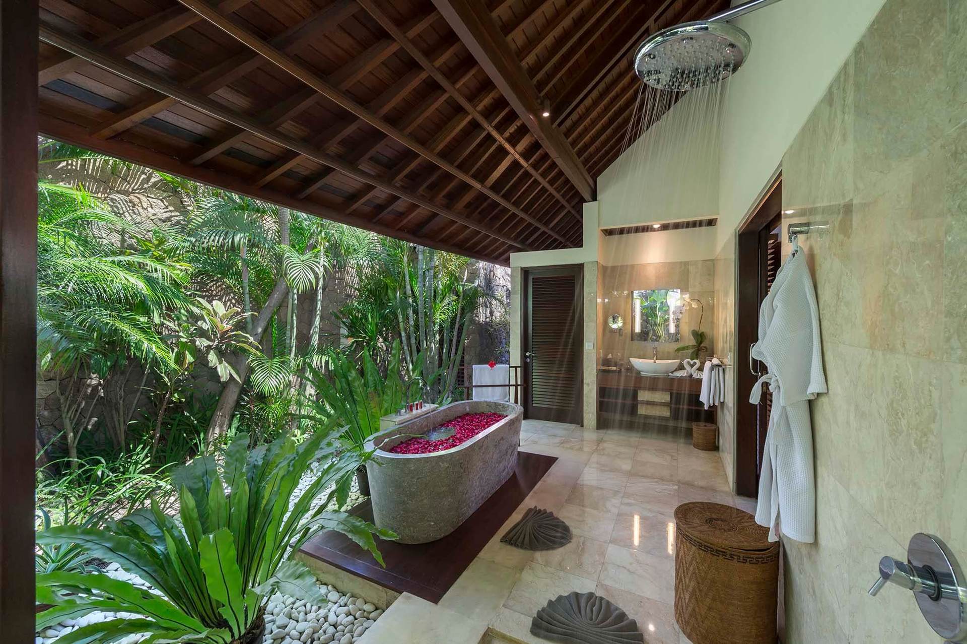 Luxury Tropical Villa with Private Pool, Bali Villa 1057