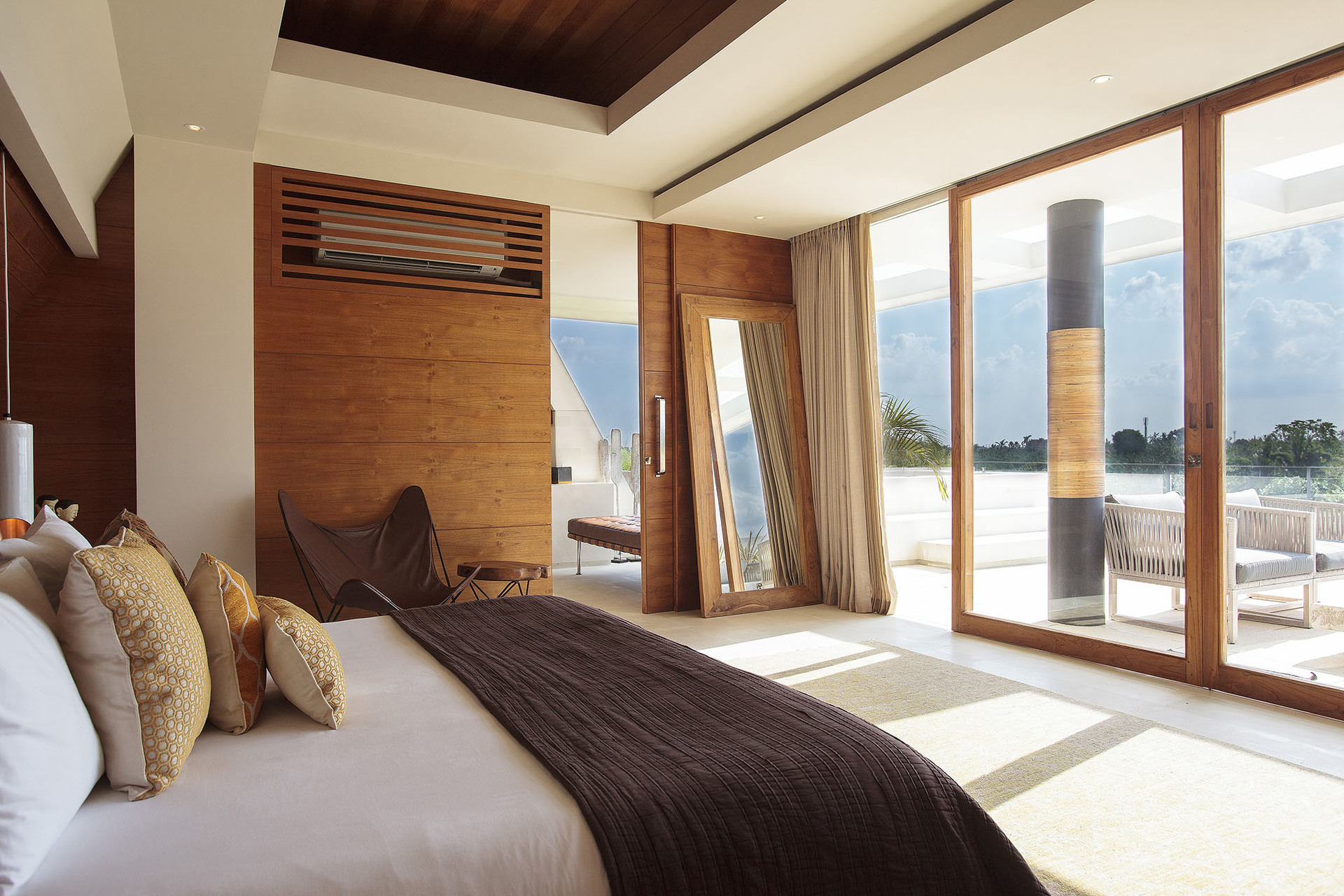 Where Tranquility Meets Luxury – Bali Villa 1071