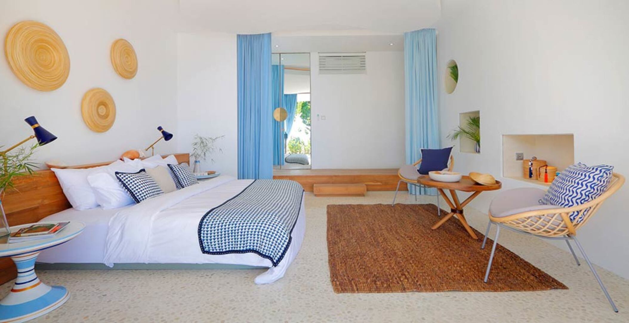 Steps from the Sea, Wrapped in Luxury – Bali Villa 1073