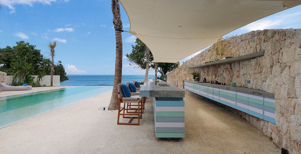Steps from the Sea, Wrapped in Luxury – Bali Villa 1073