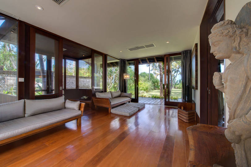 Luxury Rooted in Serenity – Bali Villa 1074