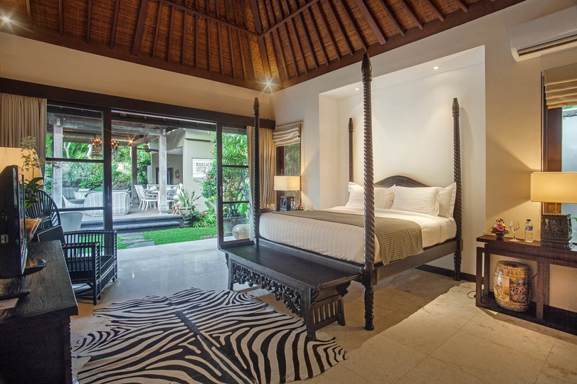 Seaside Bliss and Serenity, Bali Villa 1077