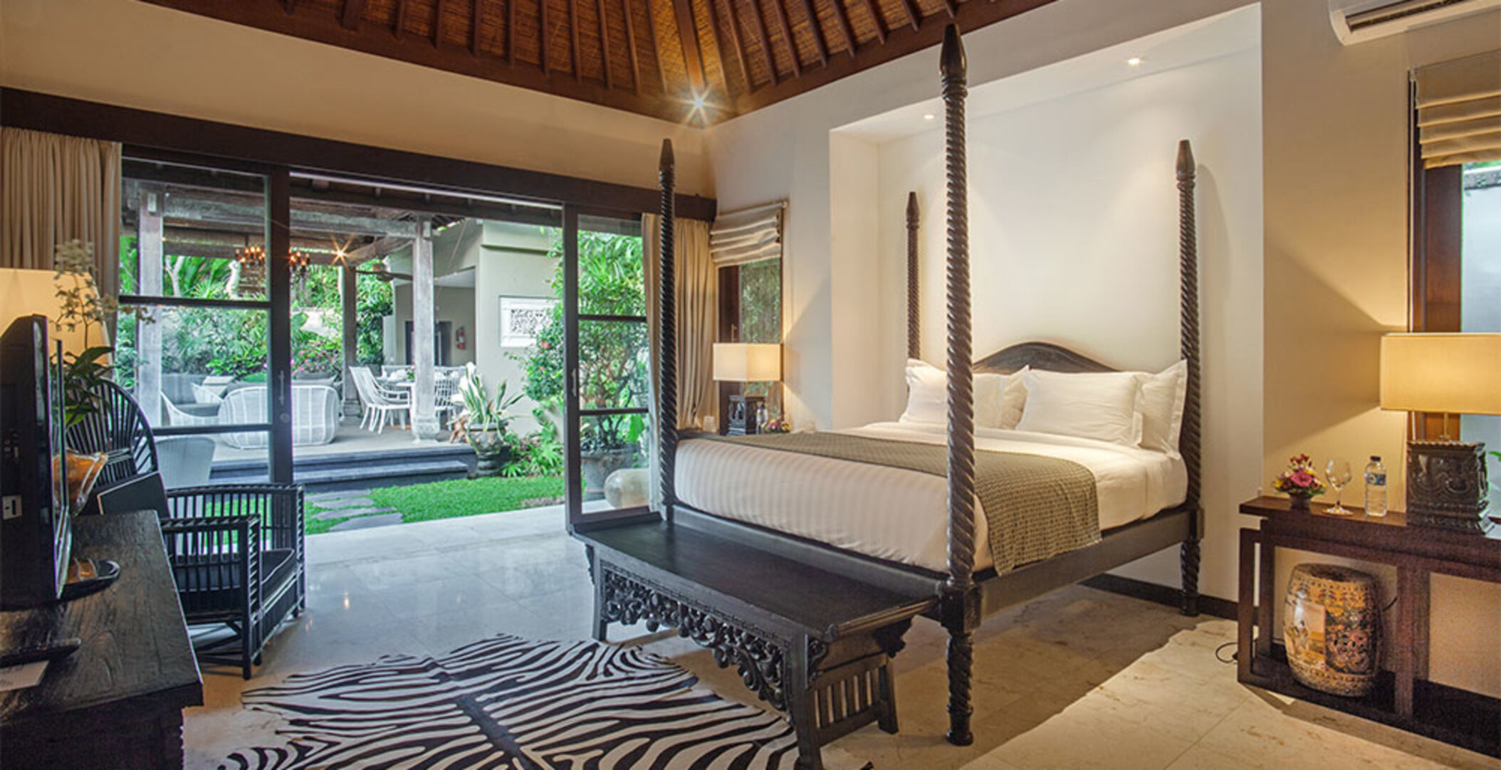 Seaside Bliss and Serenity, Bali Villa 1077