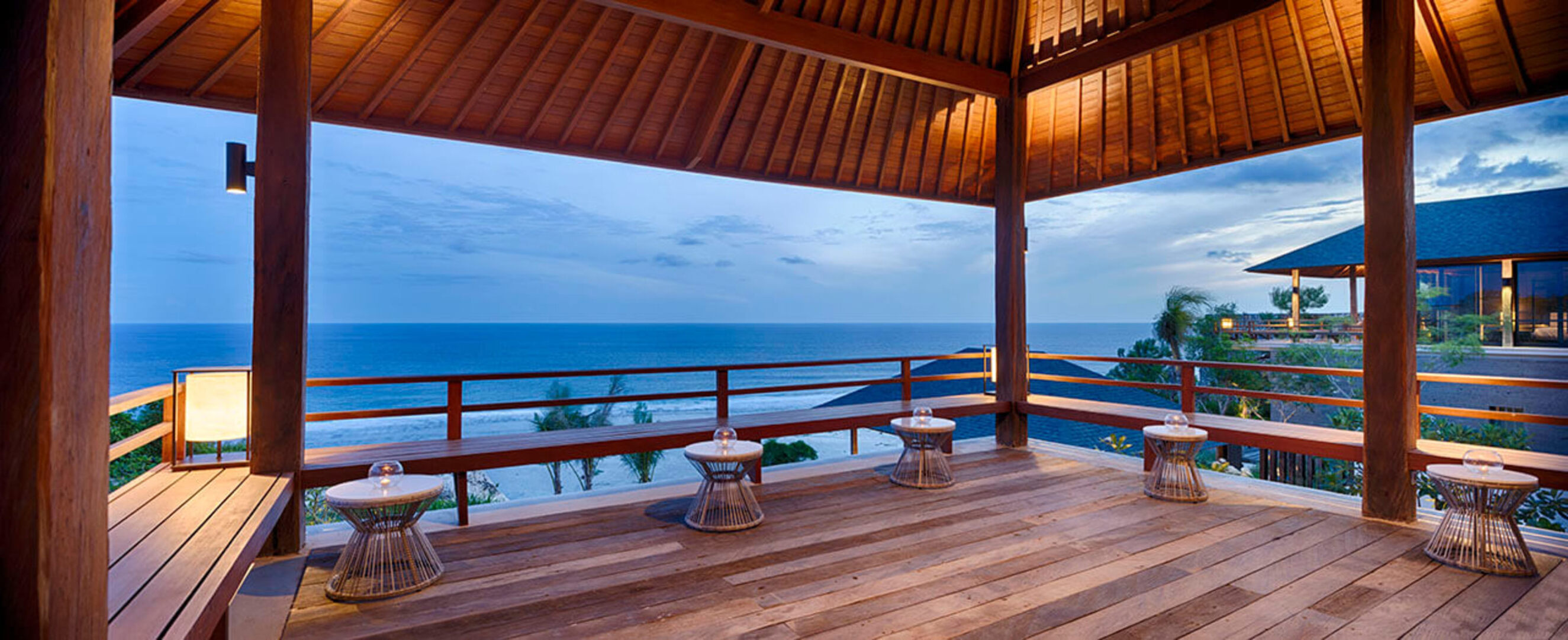 Exclusive Cliffside Retreat – Bali Villa 1083