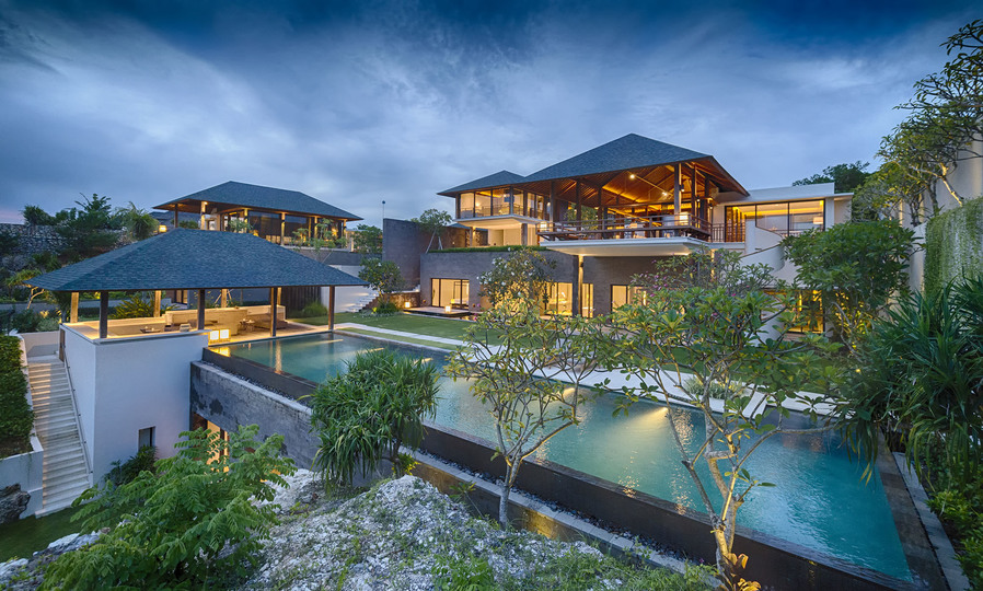 Exclusive Cliffside Retreat – Bali Villa 1083