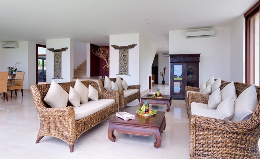 Secluded Elegance with Ocean Views – Bali Villa 1090