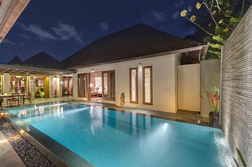 Tranquil Luxury Escape Near Seminyak – Bali Villa 1092