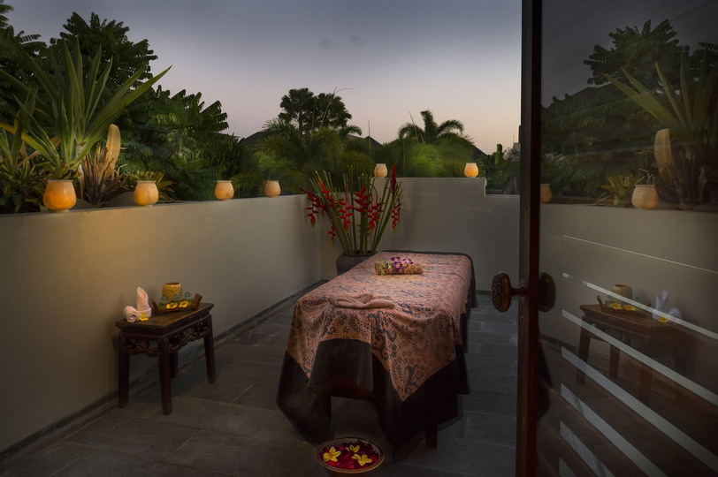 Tranquil Luxury Escape Near Seminyak – Bali Villa 1092