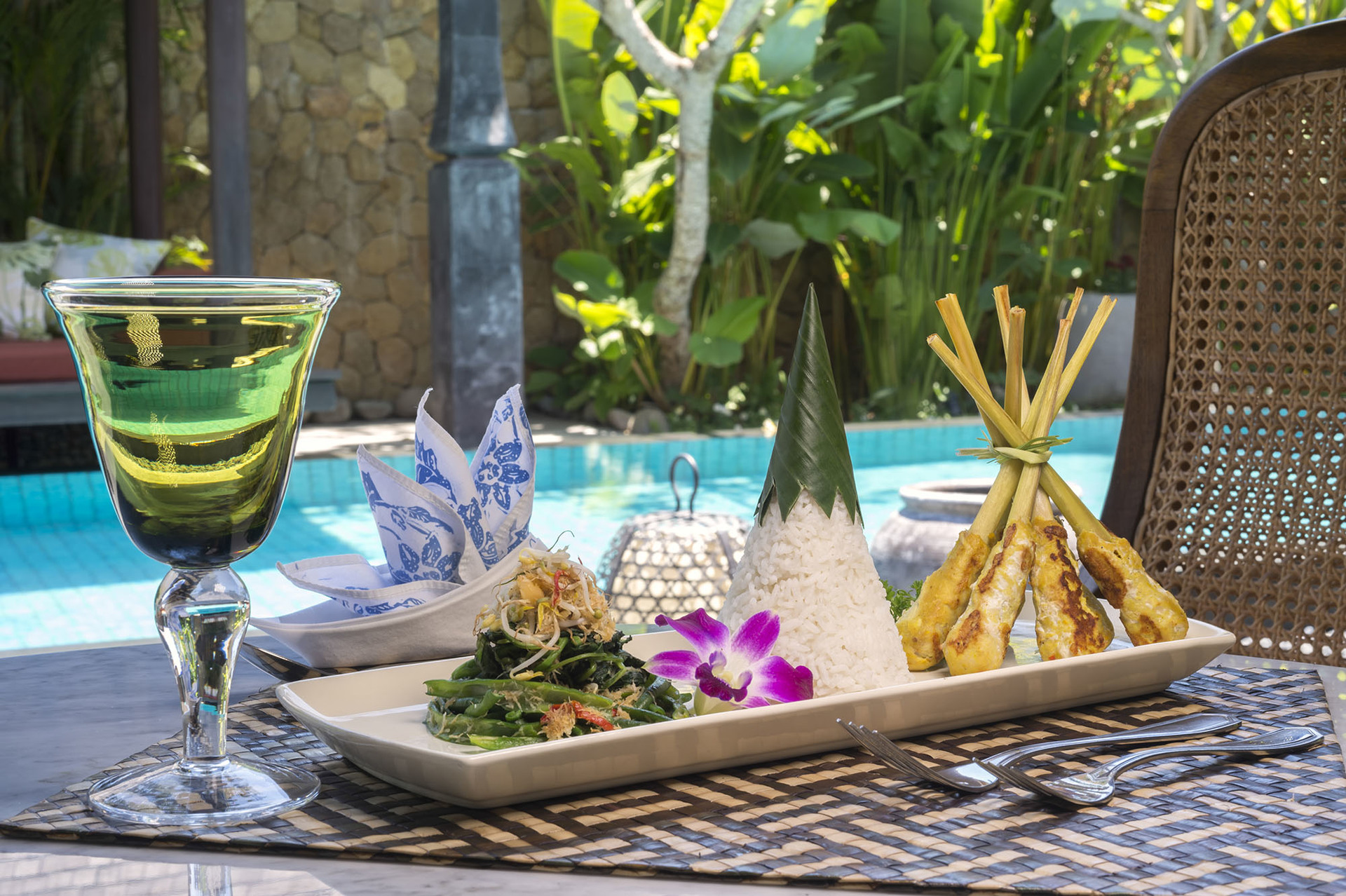 Tranquil Luxury Escape Near Seminyak – Bali Villa 1092