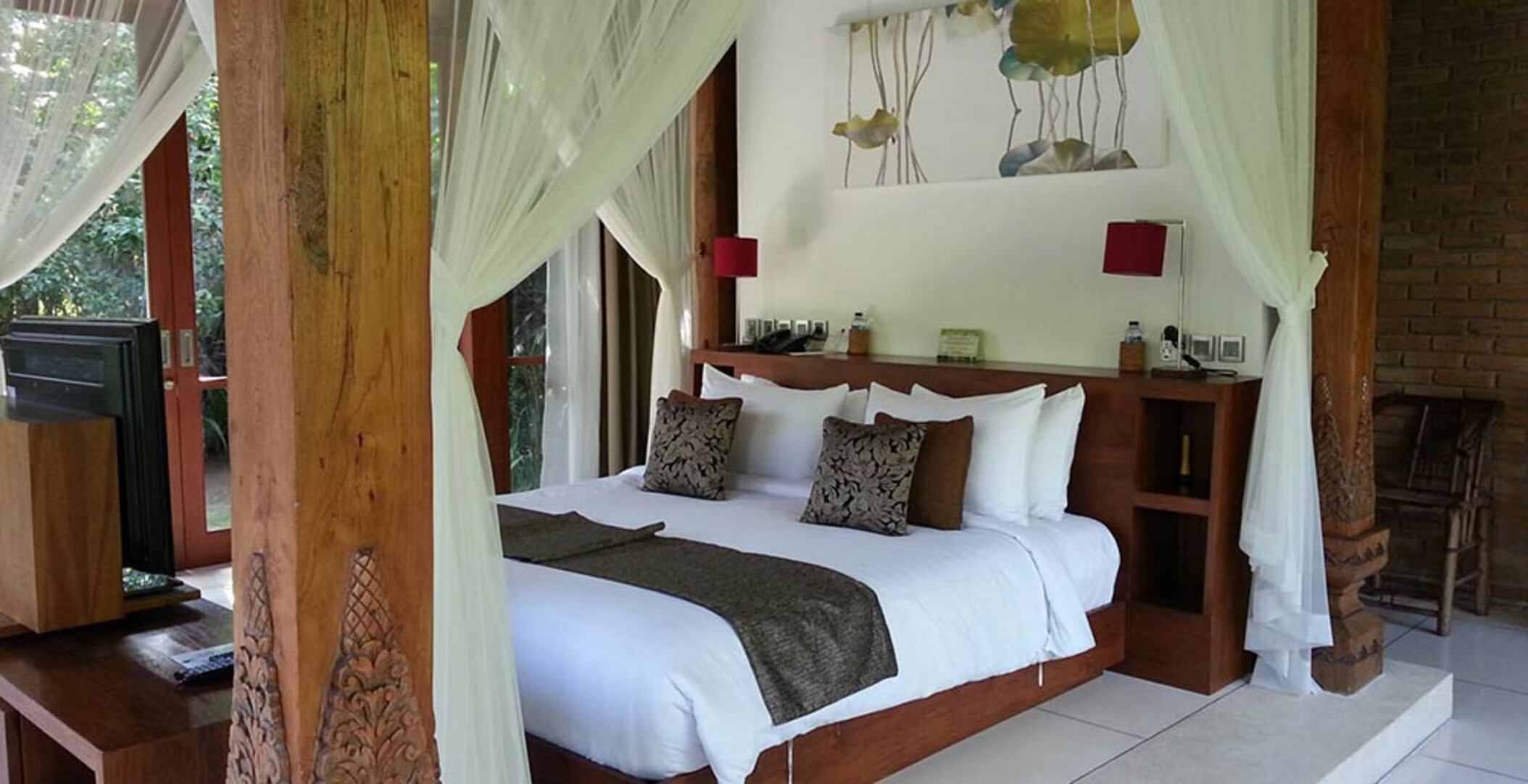 Secluded Comfort, Steps from the Beach – Bali Villa 1096