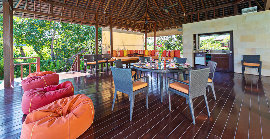 Serene Luxury Retreat with Poolside Bliss – Villa 1097