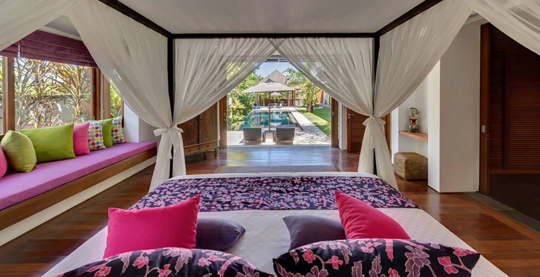Spacious Luxury Retreat Near Beach – Bali Villa 1098