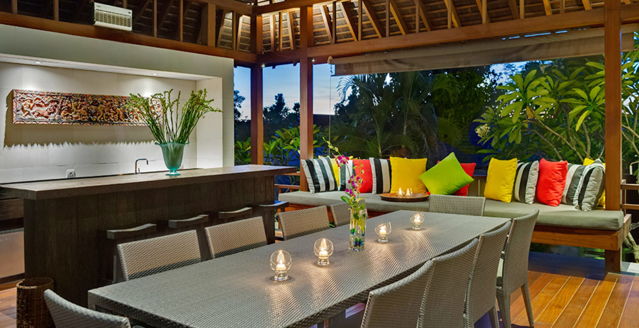 Spacious Luxury Retreat Near Beach – Bali Villa 1098