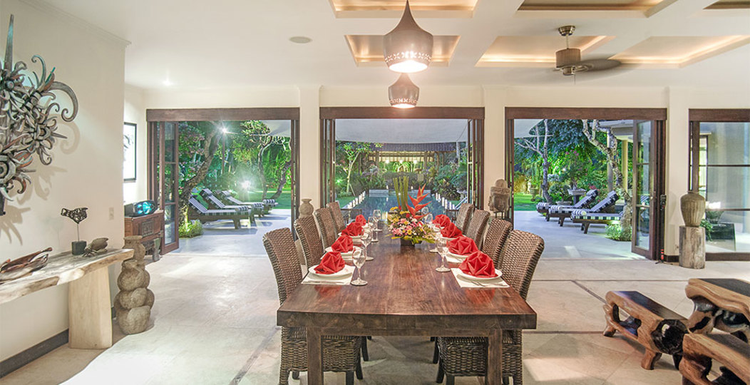 Tranquil Oasis with Ocean Breezes – Bali Villa 1110