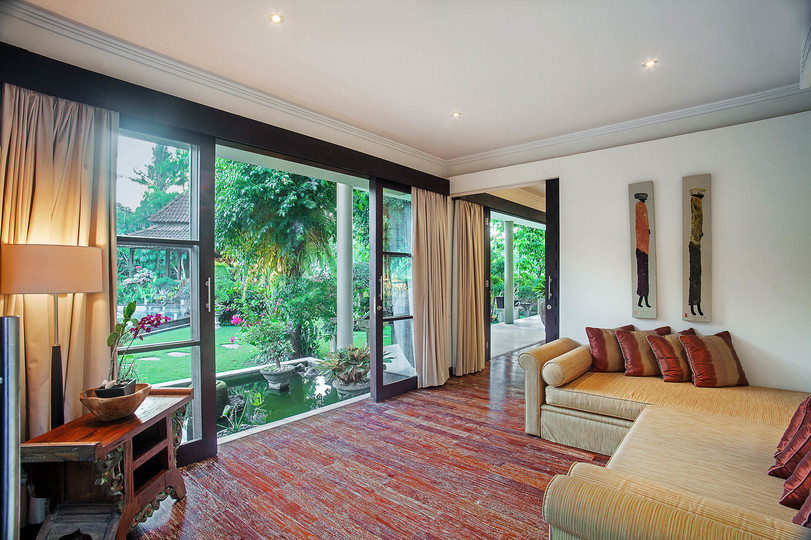 Tranquil Oasis with Ocean Breezes – Bali Villa 1110