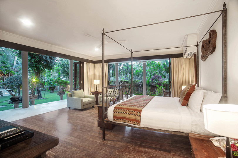 Tranquil Oasis with Ocean Breezes – Bali Villa 1110