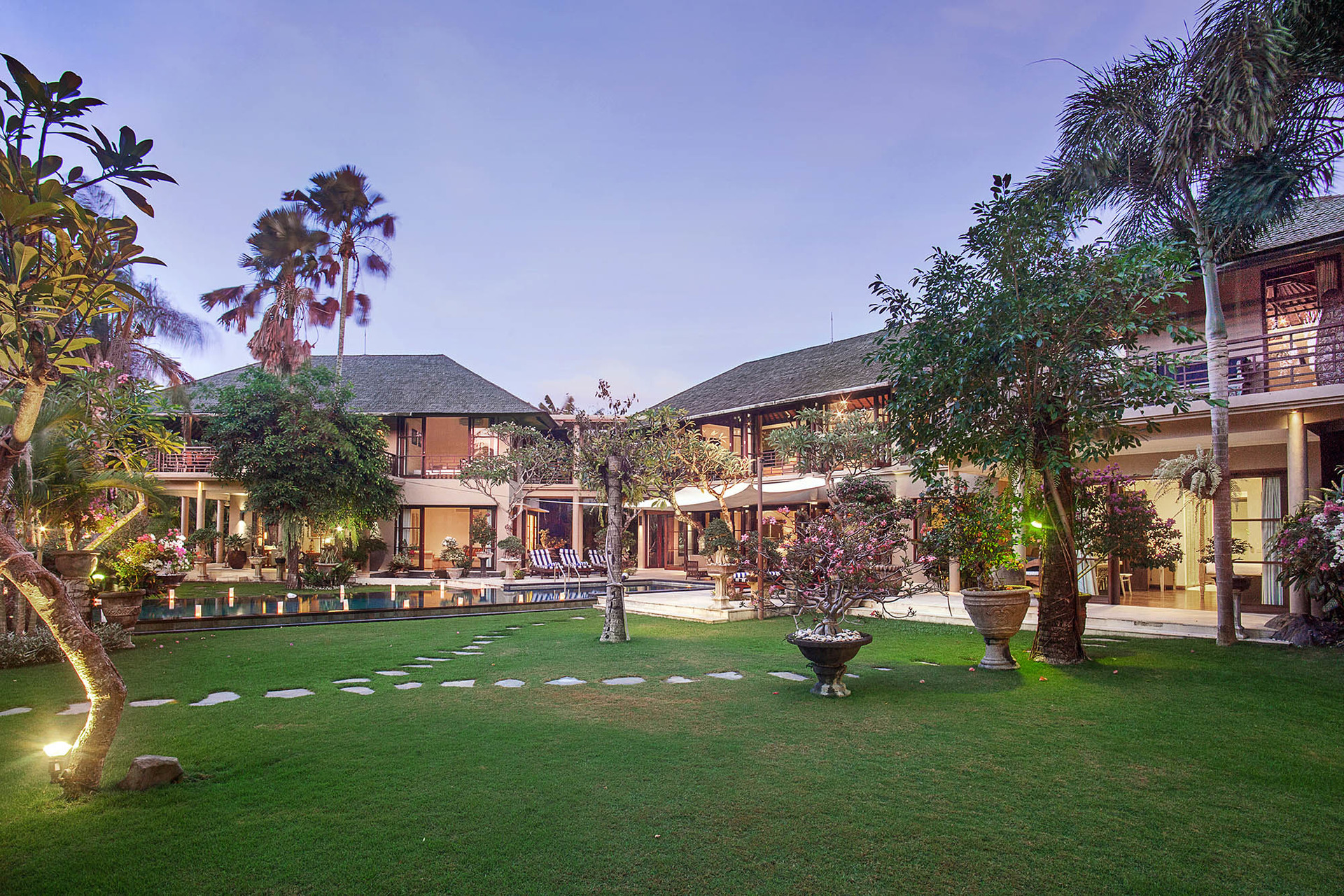 Tranquil Oasis with Ocean Breezes – Bali Villa 1110